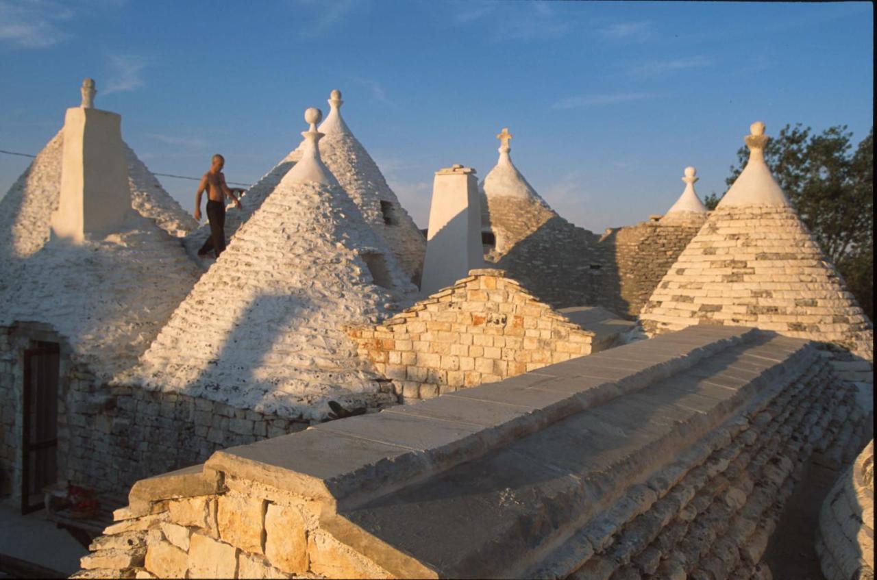 チステルニーノ I Trulli Di Acquarossaアパートホテル エクステリア 写真